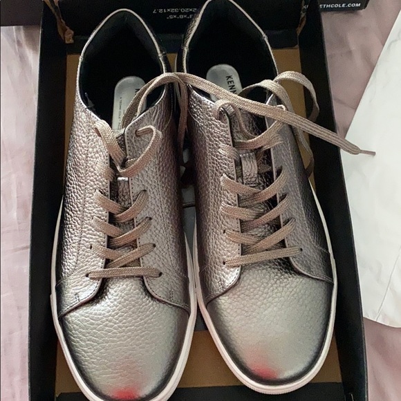 Sneaker - Picture 6 of 6